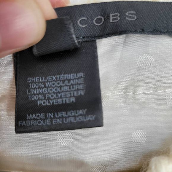 Marc Jacobs Cream and Black Off-the-Shoulder Sweater - Picture 5 of 12